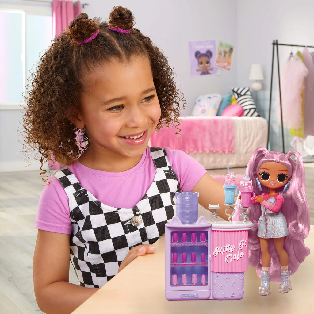 L.O.L. Surprise OMG Sweet Nails - Complete 3 Doll Increditoyz Bundled Gift Set